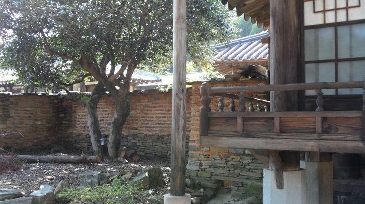 Goseong Choi Pilgan'S Old House Hotel Buitenkant foto