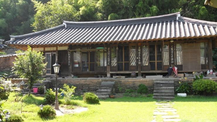 Goseong Choi Pilgan'S Old House Hotel Buitenkant foto