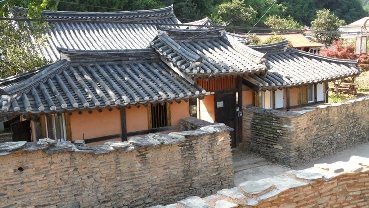 Goseong Choi Pilgan'S Old House Hotel Buitenkant foto